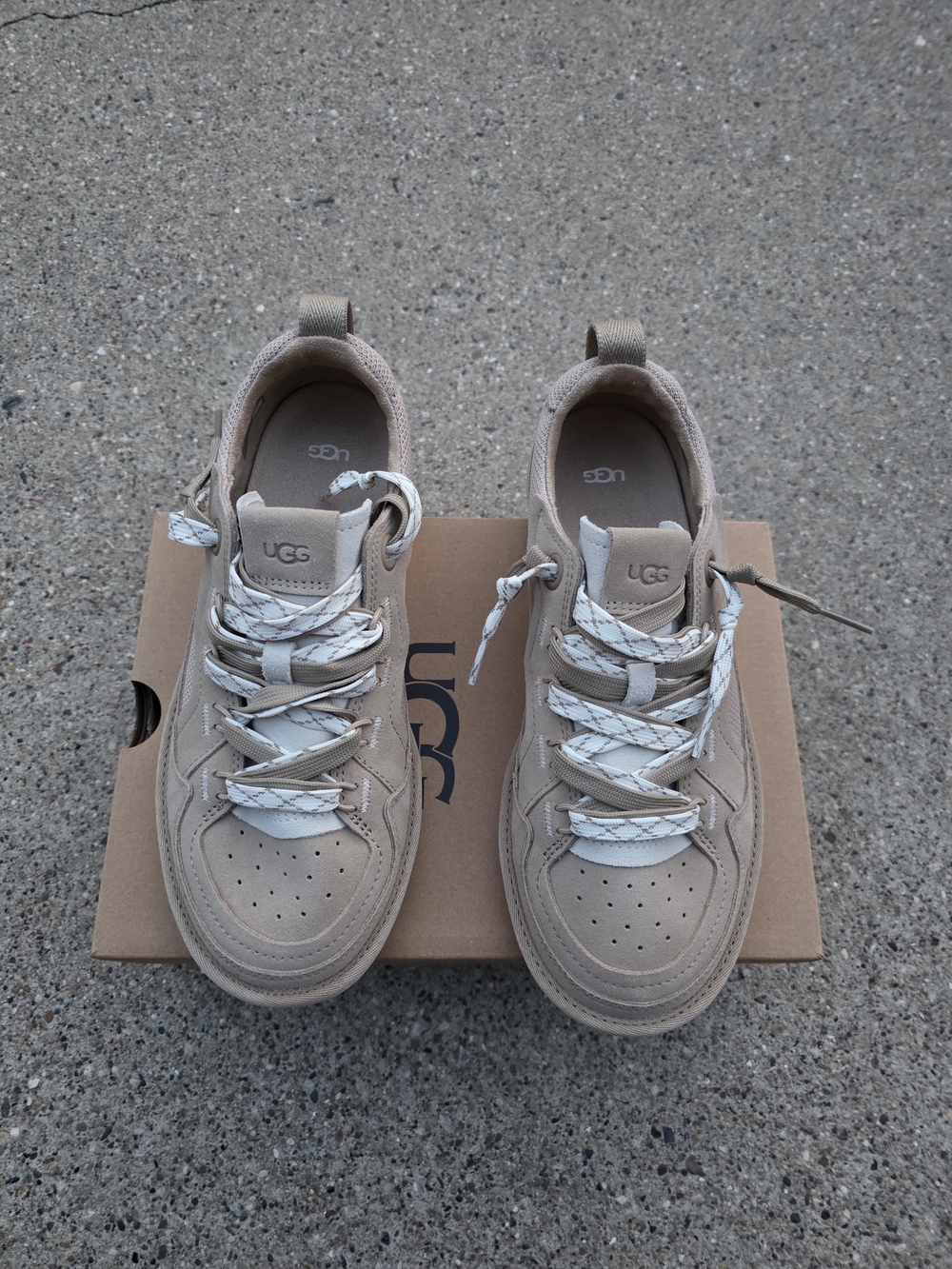 UGG Minimel Sneaker Women Size 8 - Picture 6 of 11